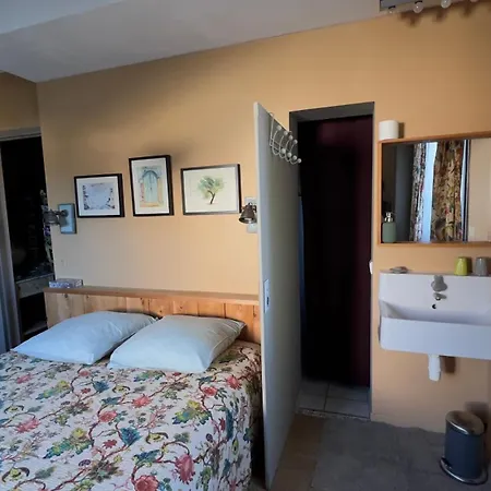 Casa-tena-sorede Bed & Breakfast *